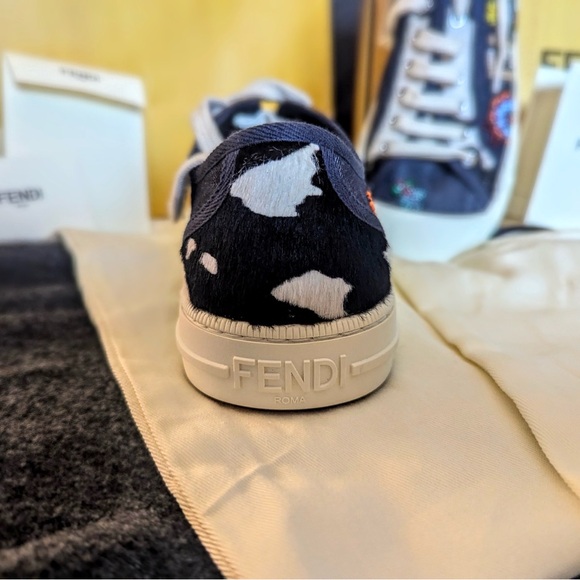 Fendi sneakers, size 9, canvas with glass beading, new, perfect condition. - Picture 5 of 13